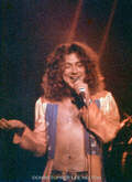 Led Zeppelin _ Robert Plant, tags: Led Zeppelin, Indianapolis, Indiana, United States, Market Square Arena - Led Zeppelin on Apr 17, 1977 [390-small]