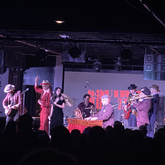 Squirrel Nut Zippers on Oct 27, 2022 [818-small]