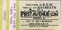 R.E.M. / The Raybeats / The Hypstrz on Sep 22, 1982 [762-small]