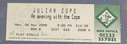 Julian Cope on Nov 6, 2000 [324-small]