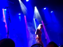 Amyl and the Sniffers / C.O.F.F.I.N on Nov 6, 2022 [681-small]