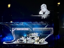 Elton John on Oct 21, 2022 [005-small]