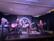The Wedding Present on Nov 9, 2022 [074-small]