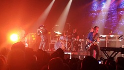 3 Doors Down / Collective Soul on Sep 8, 2018 [090-small]