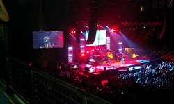 Casting Crowns / Matthew West / Royal Tailor / Lindsay McCaul on Feb 24, 2012 [157-small]
