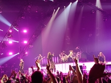 Worlds Collide Tour on Nov 15, 2022 [388-small]