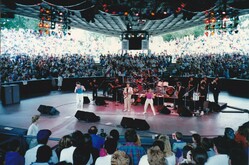 The Monkees on Aug 7, 1989 [419-small]