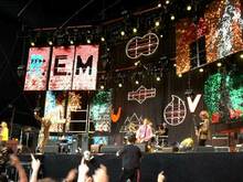 R.E.M. on Jul 19, 2003 [260-small]