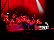 Yanni on May 12, 2018 [425-small]