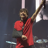 Louis Tomlinson / Only The Poets on Apr 14, 2022 [742-small]