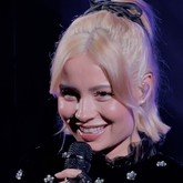 Nina Nesbitt / Katelyn Tarver on Nov 20, 2022 [039-small]