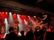 Del Amitri / The Whitmore Sisters on Sep 12, 2022 [006-small]
