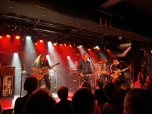 Del Amitri / The Whitmore Sisters on Sep 12, 2022 [012-small]