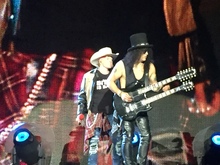 Guns N' Roses / Alice In Chains / The Pink Slips on Aug 12, 2016 [766-small]