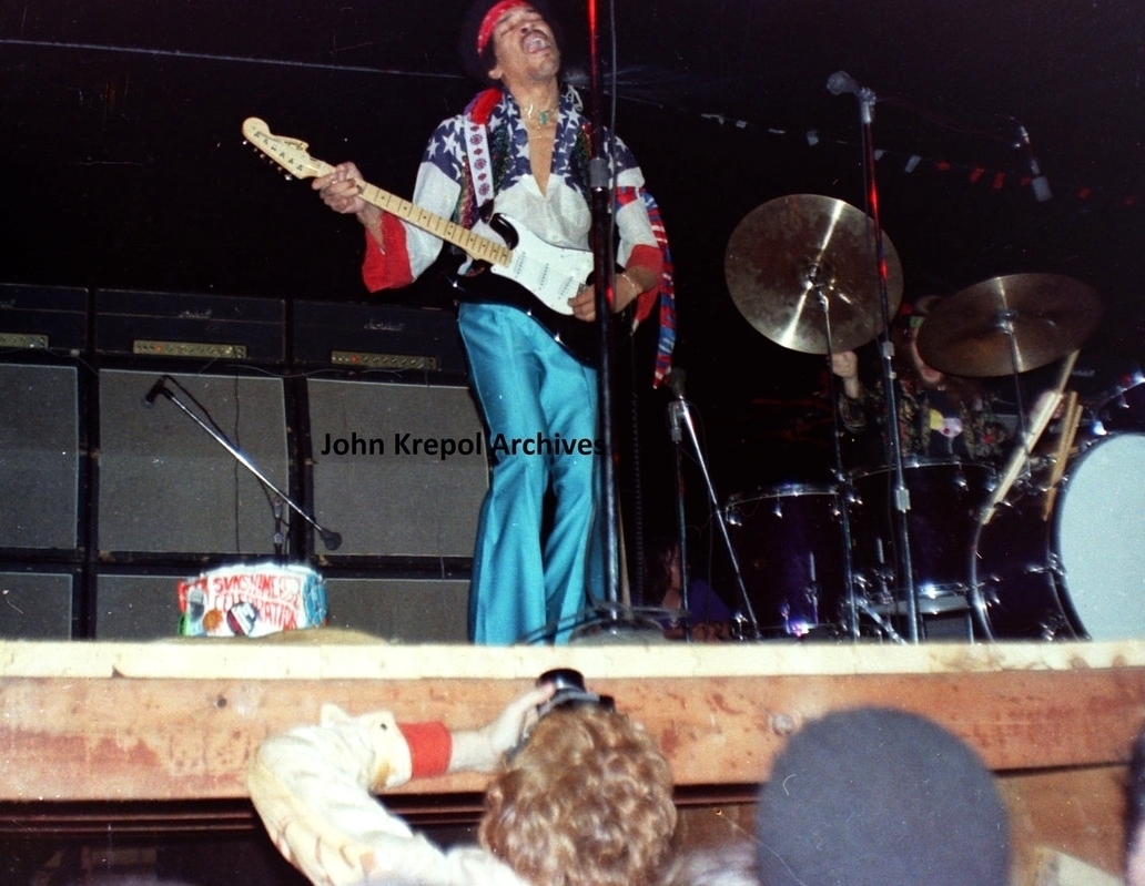 Grateful Dead's 1970 Concert & Tour History Concert Archives