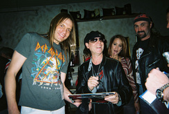Scorpions / Tesla / Keith Emerson on Dec 1, 2004 [972-small]
