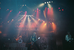 Scorpions / Tesla / Keith Emerson on Dec 1, 2004 [977-small]