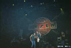 Scorpions / Tesla / Keith Emerson on Dec 1, 2004 [001-small]