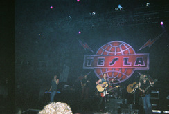 Scorpions / Tesla / Keith Emerson on Dec 1, 2004 [007-small]