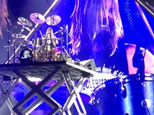 Foo Fighters / The Struts on Apr 28, 2018 [441-small]