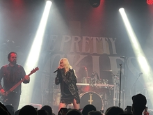 The Pretty Reckless / Nick Perri & The Underground Thieves on Dec 12, 2022 [371-small]