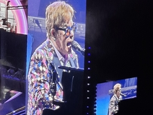 Elton John on Sep 8, 2022 [734-small]