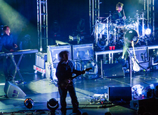 The Cure on Nov 26, 2011 [510-small]