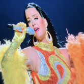 Katy Perry on Aug 6, 2022 [288-small]