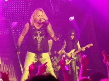 tags: Mötley Crüe, Hershey, Pennsylvania, United States, GIANT Center - Mötley Crüe / Hinder / Theory of a Deadman / The Last Vegas on Mar 8, 2009 [733-small]