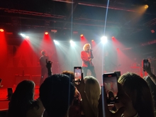 Pale Waves / Abby Roberts on Nov 26, 2022 [368-small]