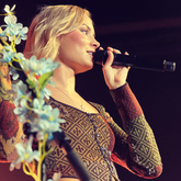Nina Nesbitt / Katelyn Tarver / Lonely Twin on Nov 14, 2022 [897-small]
