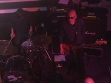 Elliot Barlow (drums) and Steve Hanley (bass), Brix And The Extricated / The Len Price 3 on May 3, 2019 [956-small]