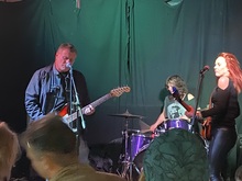 Chris Bridgett, Selina Woolnough-Clements, Carrie Lawson, Cold Water Swimmers on Dec 7, 2019 [031-small]