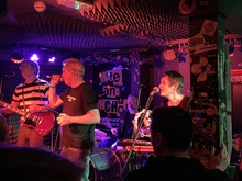 Robert, Huw and Amelia, Swansea Sound / Panic Pocket on Feb 19, 2022 [170-small]