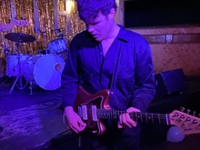 Paul McAlinden, Memes / The Parrots on Jun 18, 2022 [227-small]
