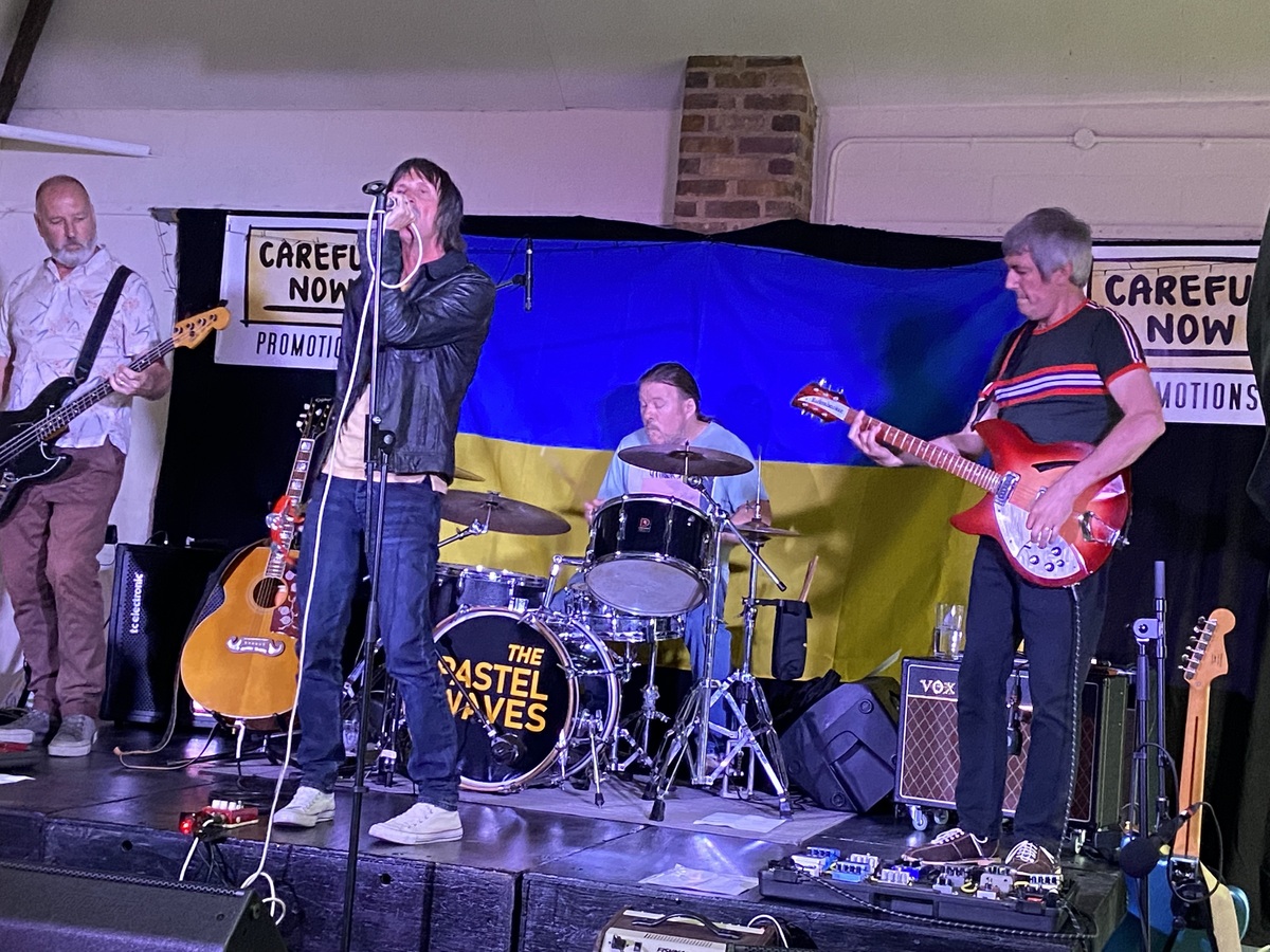 The Pastel Waves Concert & Tour History (Updated for 2023) Concert