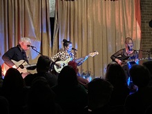 David Gedge, Melanie Howard and Terry De Castro, David Gedge on Nov 17, 2022 [309-small]