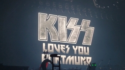 KISS / The New Roses on Jun 1, 2022 [557-small]