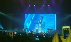 Aaron Kwok on Oct 27, 2014 [110-small]