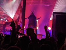 Amon Amarth / Arch Enemy on Sep 27, 2019 [220-small]