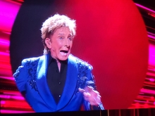 Barry Manilow on Jan 13, 2023 [290-small]