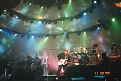 Yes  on Nov 28, 1997 [519-small]