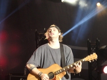 5 Seconds of Summer on Aug 24, 2017 [045-small]