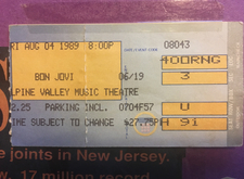Bon Jovi / Skid Row on Aug 4, 1989 [146-small]