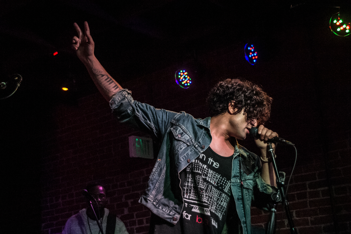 Eric Zayne Concert & Tour History | Concert Archives
