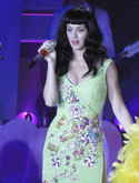 Katy Perry / Robyn on Jun 9, 2011 [434-small]