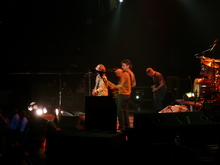 Kings Of Leon / Pearl Jam on Jun 12, 2008 [544-small]
