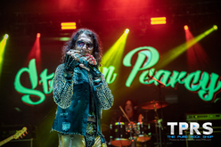 Stephen Pearcy of RATT, Tesla / Queensrÿche / Stephen Pearcy / Autograph on Jan 21, 2023 [706-small]