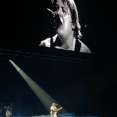 Lewis Capaldi / RAYE on Jan 19, 2023 [697-small]