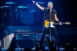 Bruce Spingsteen & The E Street Band / Bruce Springsteen on Feb 1, 2023 [003-small]